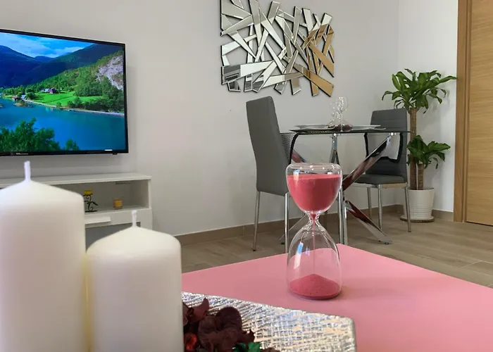 A Estrenar Preciosa Suite-Céntrico-Con Jardín y Porche