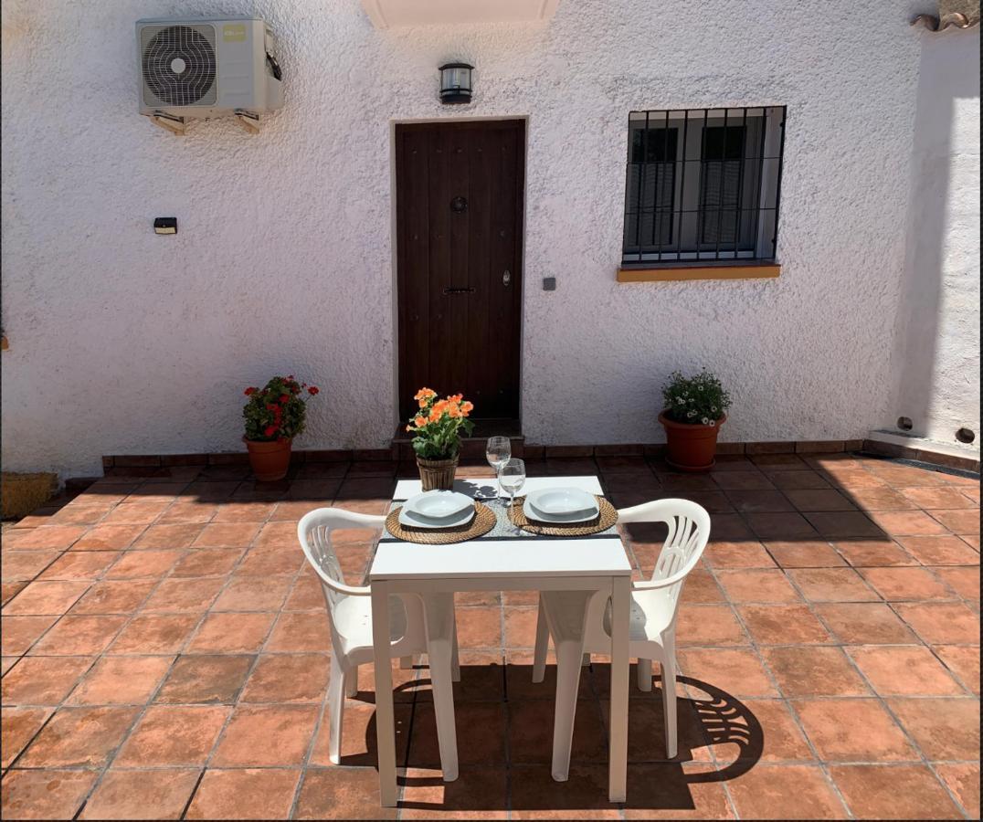 A Estrenar Preciosa Suite-céntrico-con Jardín Y Porche * Torremolinos